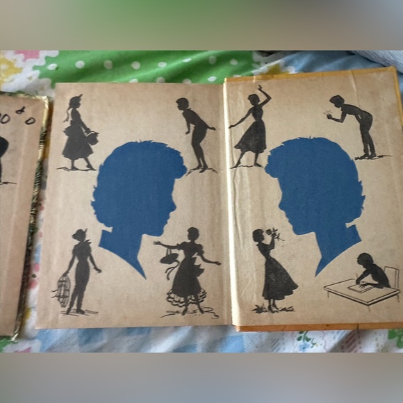 Set of 3 Walt Disney’s Annette Books - Picture 4 of 14